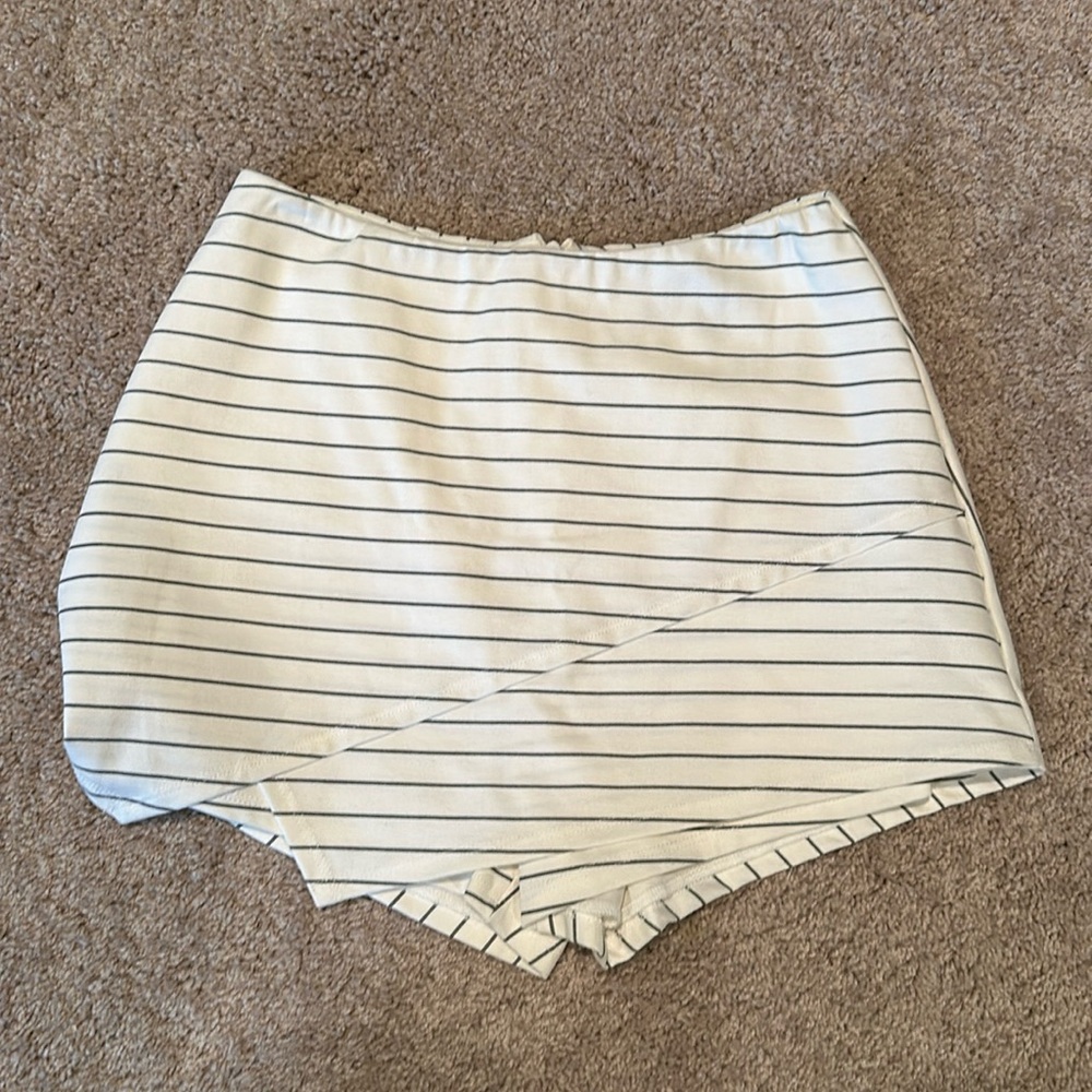 Lulus dressy shorts